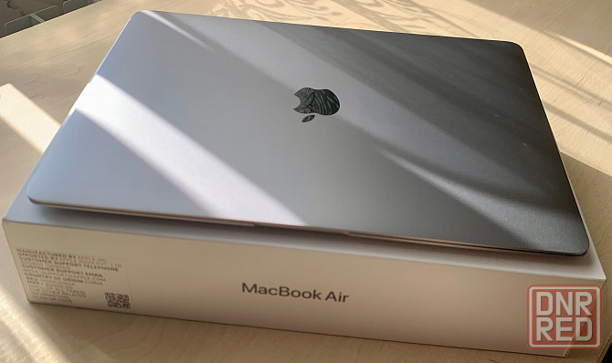 MacBook Air 13 M1 (8/256), Space Gray Макеевка - изображение 2