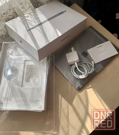 MacBook Air 13 M1 (8/256), Space Gray Макеевка - изображение 1