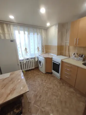 Оплата по факту заселения. Сдам 1к.кв. Буденновский район, Донской. Донецк