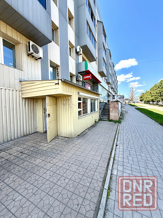 Продажа фасадного помещения. 9,5 кв.м. Жд вокзал Донецк - изображение 2
