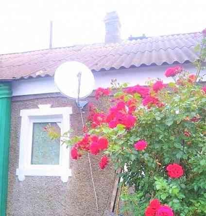 3-х комн. дом и участок земли в центре села Бугас, Волновахский район. Донецк