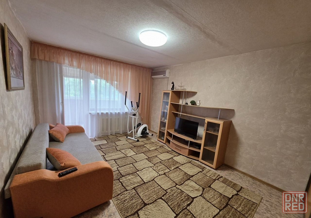 Сдаю двухкомнатную квартиру 56.0 м² этаж 4/5 город Донецк, Ворошиловский район, ориентир Изумруд Донецк - изображение 3