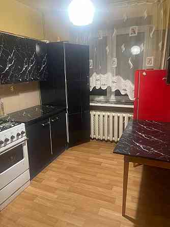 Сдам хорошую 2к. кв-ру в районе г-ма "Москва", пр-кт 25 лет ркка Донецк