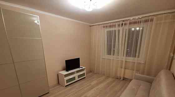 Сдаю двухкомнатную квартиру 60.0 м² этаж 6/9 город Донецк, Пролетарский район, улица Прожекторная Донецк
