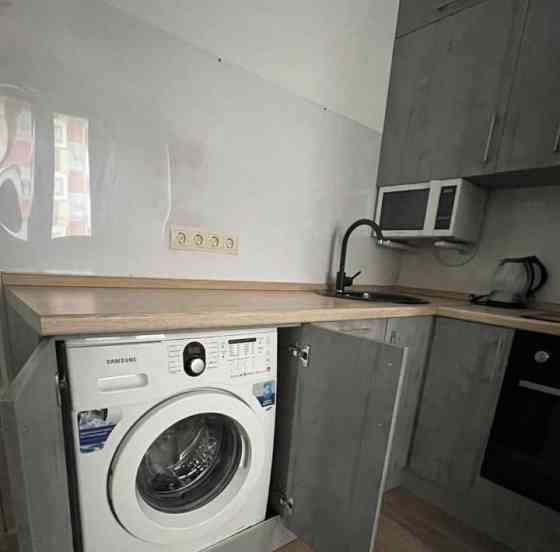 Сдаю двухкомнатную квартиру 61.0 м² этаж 8/10 город Донецк, Ворошиловский район, Проспект Мира, орие Донецк