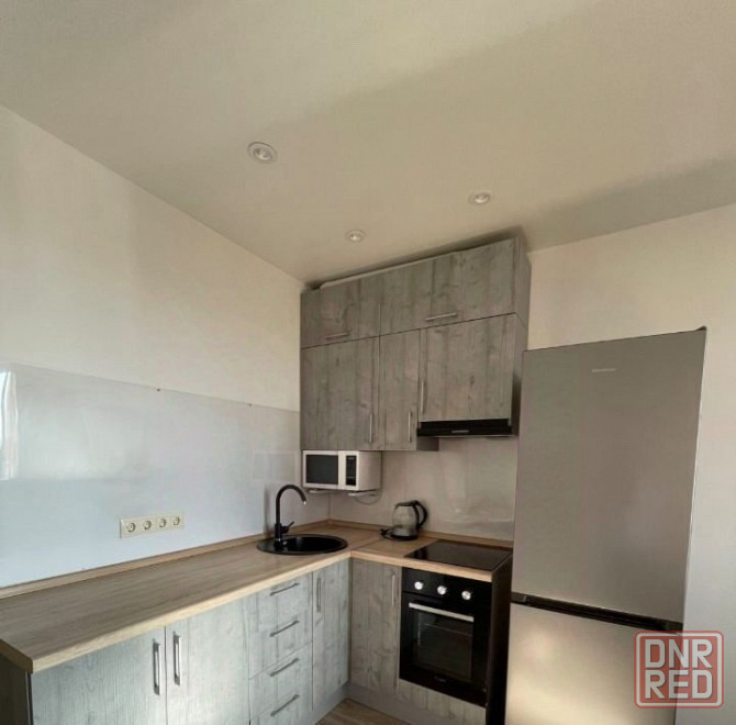 Сдаю двухкомнатную квартиру 61.0 м² этаж 8/10 город Донецк, Ворошиловский район, Проспект Мира, орие Донецк - изображение 2