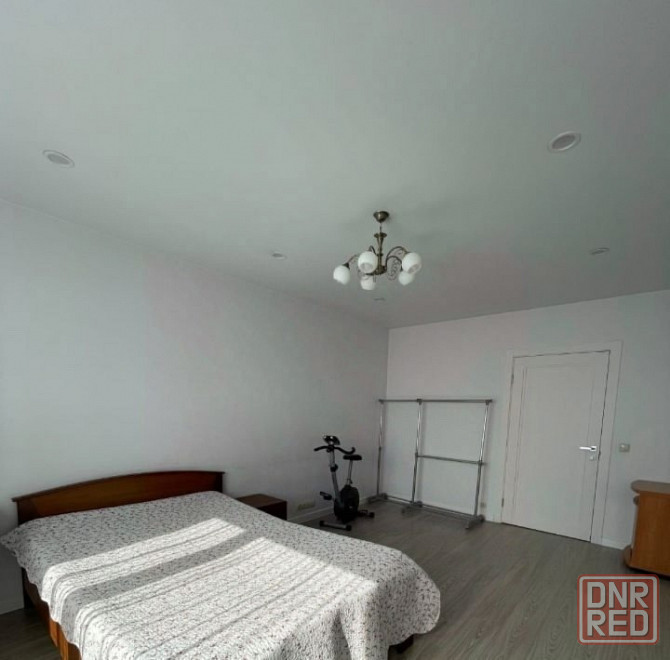 Сдаю двухкомнатную квартиру 61.0 м² этаж 8/10 город Донецк, Ворошиловский район, Проспект Мира, орие Донецк - изображение 9