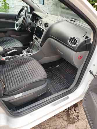 Продам Ford Focus 2.0 акпп Макеевка