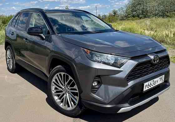 Toyota RAV 4 Рейсталинг 2018 год 2.5 бензин автомат коробка 8 ступенчатая передний привод Срочно !!! Донецк