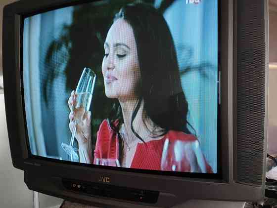 большой JVC 25'' прекрасное изображение и звук Донецк