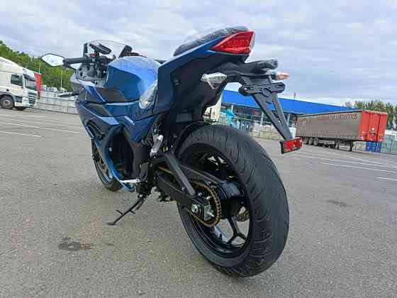 Электромотоцикл BMW RR с центральным мотором Макеевка