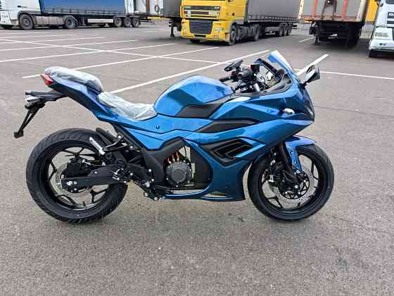 Электромотоцикл BMW RR с центральным мотором Макеевка