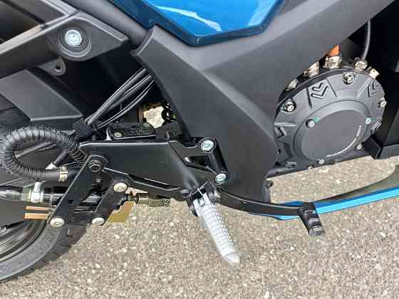 Электромотоцикл BMW RR с центральным мотором Макеевка