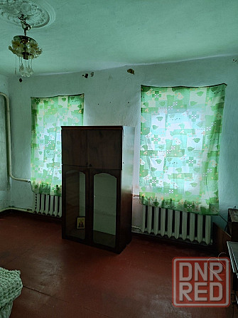продается дом в центре р-н ОШ4, состояние под ремонт. Харцызск - изображение 2