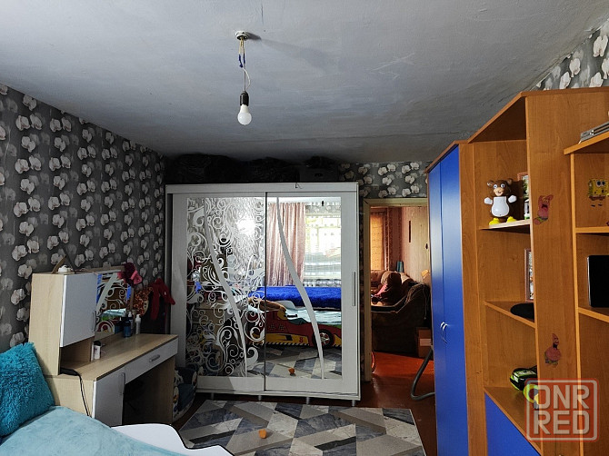 продается 2 комн кв в центру, ул. октябрьская Харцызск - изображение 2