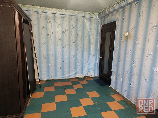 продам 2 комнатную квартиру на м-не Металлургов д. 42 Харцызск - изображение 7