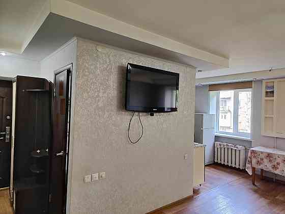 продам 1 комн. кв. в центре города Харцызск