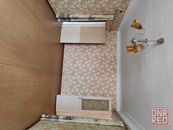 продается крупногабаритная 3 комн. кв. на пос. Горное Харцызск - изображение 3
