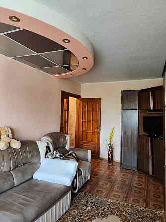 продается 2 комн кв Металлургов верх Харцызск