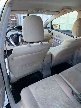 Toyota Prius v long Донецк