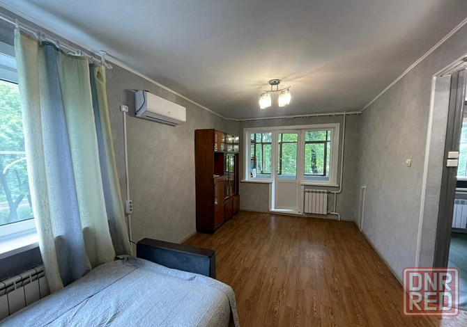 Сдаю однокомнатную квартиру 33.0 м² этаж 2/5 город Донецк, Ленинский район, улица Ионова Донецк - изображение 3