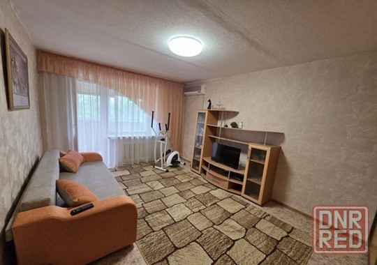 Сдаю двухкомнатную квартиру 56.0 м² этаж 4/5 город Донецк, Ворошиловский район Донецк - изображение 1