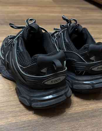 Кроссовки balenciaga track Донецк