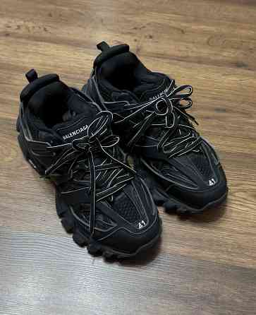 Кроссовки balenciaga track Донецк