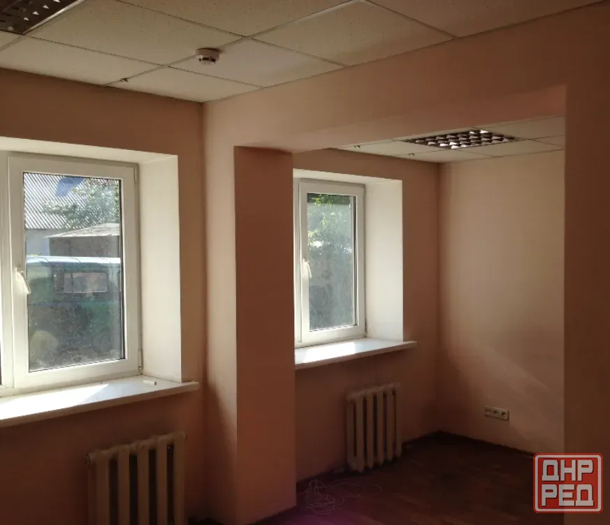Продается 2 - х этажное отдельно стоящее офисное здание, ул. Сибирская Донецк - изображение 4