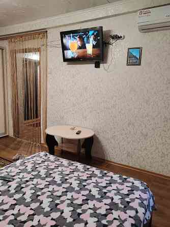 Посуточно 1ком кв-ра в Макеевке, цент-город р-н, кв-л Железнодорожный д4, 7-10мин до центра Макеевка