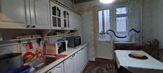 в продаже 3 ком квартира в Буденновском районе,микрорайон цветочный Донецк
