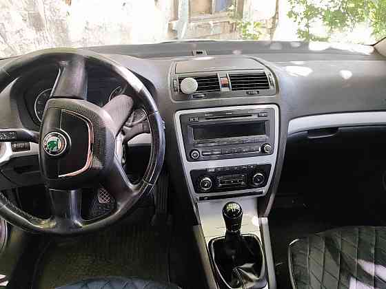 Продам Skoda Octavia 2010 год 1.6MPI Донецк