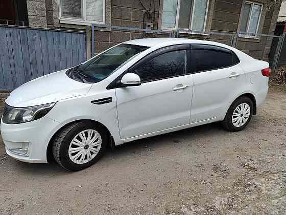 Продам Kia Rio 2014 год 1.6 механика Донецк