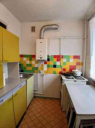 Продам 3- х комнатную квартиру, пл Петровского Донецк