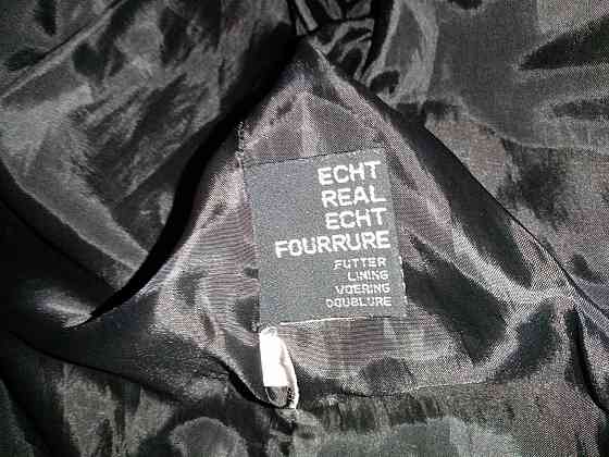 Продам шубу женскую Berghaus, натуральный мех Донецк