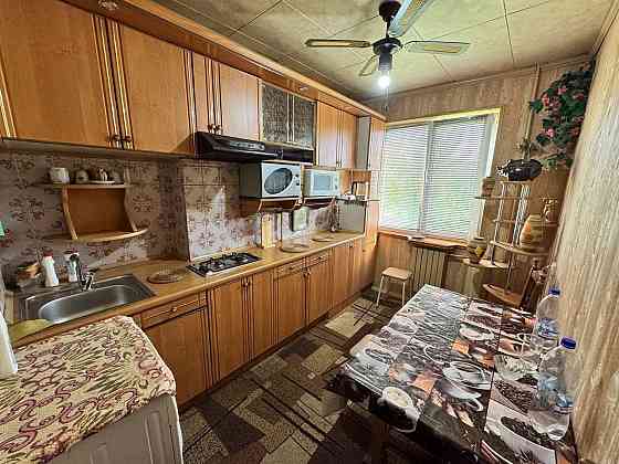Продам 2 комн кв Ленинский район, Мирный Донецк