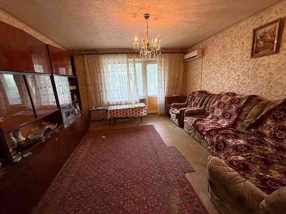 Продажа 3х Комнатной - Квартиры в Ленинском районе Донецка - Пр .Ленинский 7 а -Цирк Космос Донецк