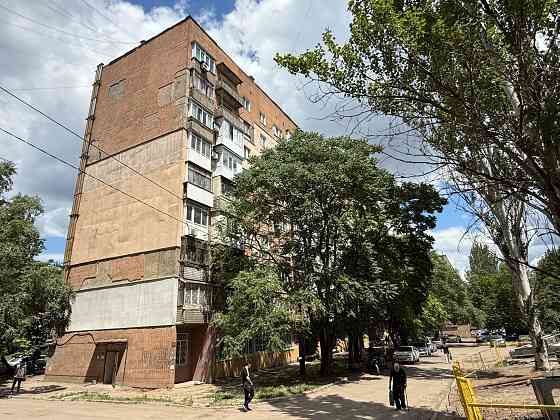 Продажа 3х Комнатной - Квартиры в Ленинском районе Донецка - Пр .Ленинский 7 а -Цирк Космос Донецк
