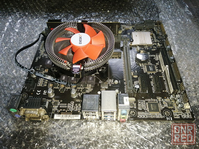 Комплект Core i3-6098p плата Asus 16ГБ DDR4 Горловка - изображение 1