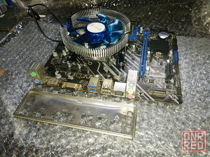 Комплект Ryzen R3 1300 + плата AM4 с 16Гб DDR4 Горловка - изображение 1