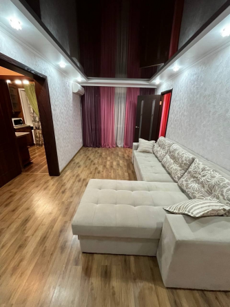 Продажа 3 комн. квартиры, район 92-ух квартирный, (ориентир училище 125) Макеевка
