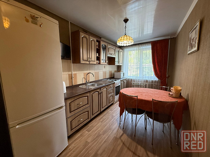 Продажа 3х Комнатной - Квартиры в Ленинском районе Донецка - Пр .Ленинский 7 а -Цирк Космос Донецк - изображение 1