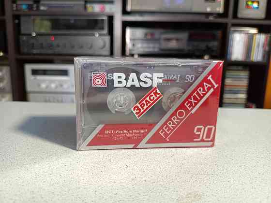 Запечатанные аудиокассеты Basf-Ferro Extra I-90. Донецк