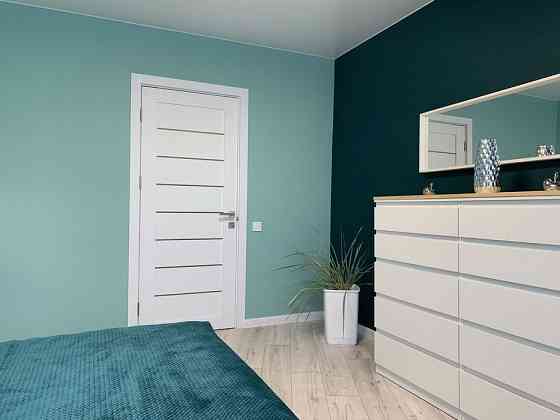 Сдается двухкомнатная квартира Ленинский район Золотое кольцо п. к. : 64м² Донецк