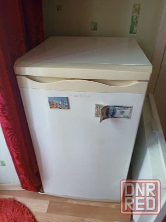 Продам маленький холодильник Донецк - изображение 1