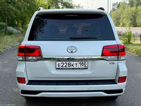 Toyota Land Cruizer LC200 Донецк