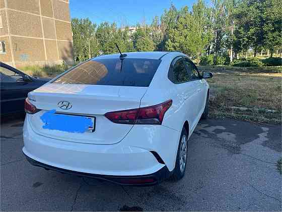 Продам Hyundai Solaris Зугрэс