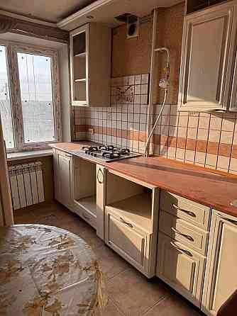 Продам 2км.кв 23мкр Жовтневый район ул.Урицкого Мариуполь
