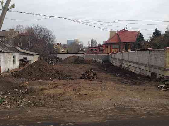 Участок в центре Донецка. Донецк