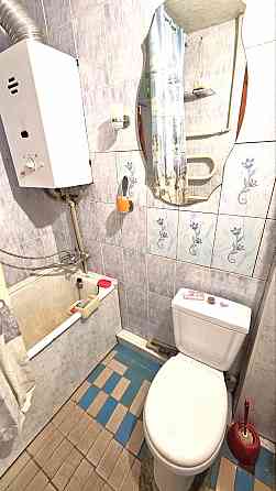 1-но комн. в жилом состоянии. Калининский рынок, б. Шевченко. Документы готовы. Донецк